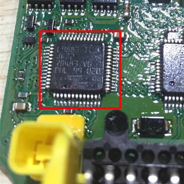 L9883-ICJK Car Engine Computer Board ECU Programmer Chip